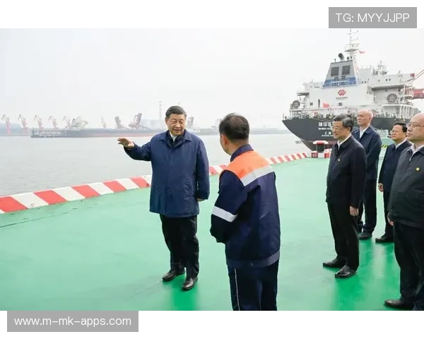 时政微纪录丨总书记新疆行的几个片段