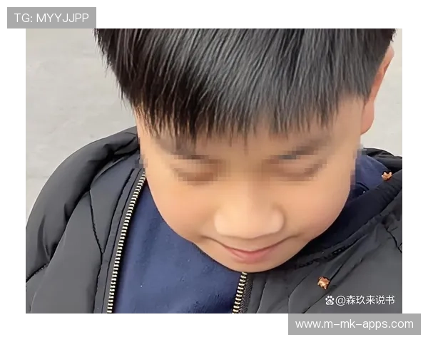 男孩冷静装死保命，那一刻他才5岁